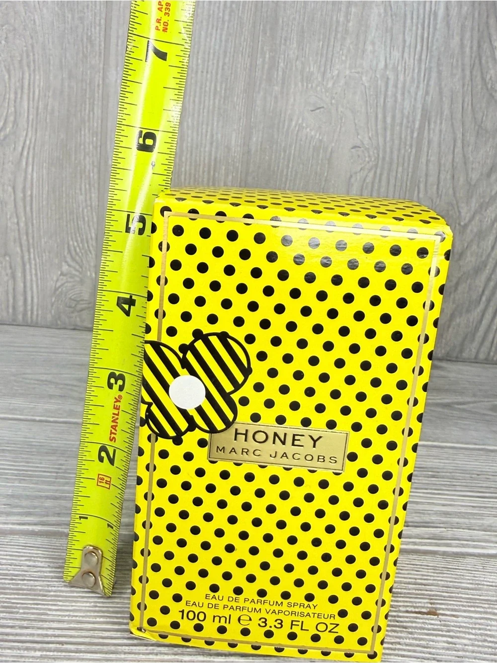 Honey by Marc Jacobs Spray 3.3 oz in box self care